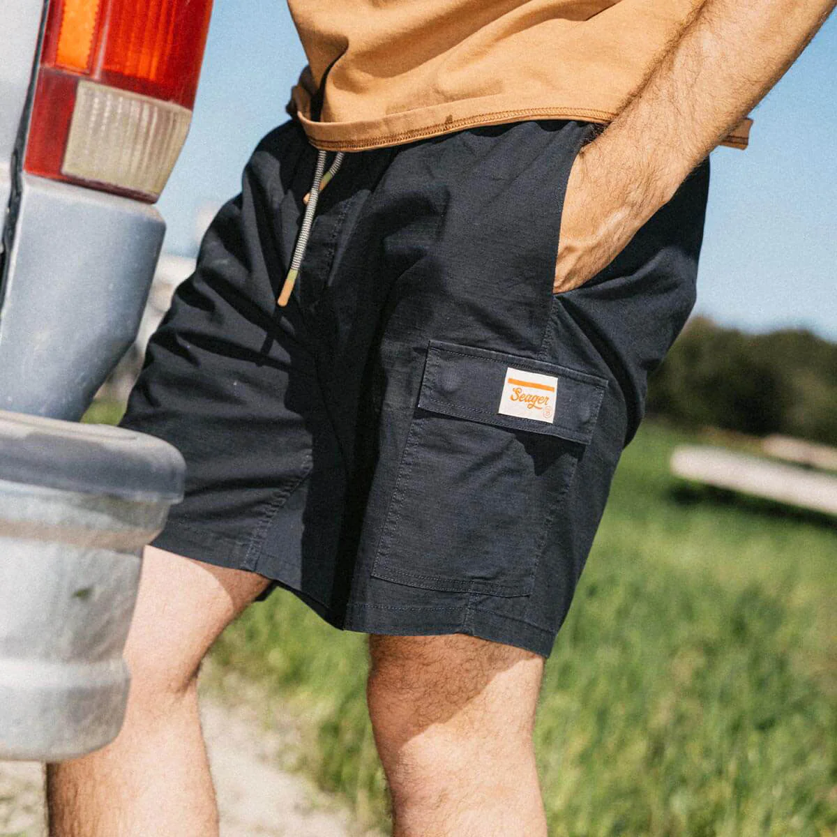 Seager Yuma Cargo Shorts - Black - Image 5